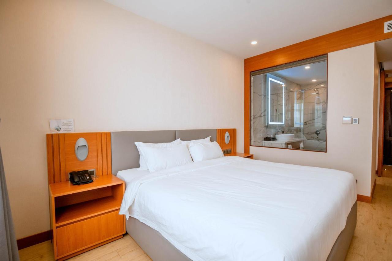 Bella Vita Hotel Лонг Хай Екстериор снимка
