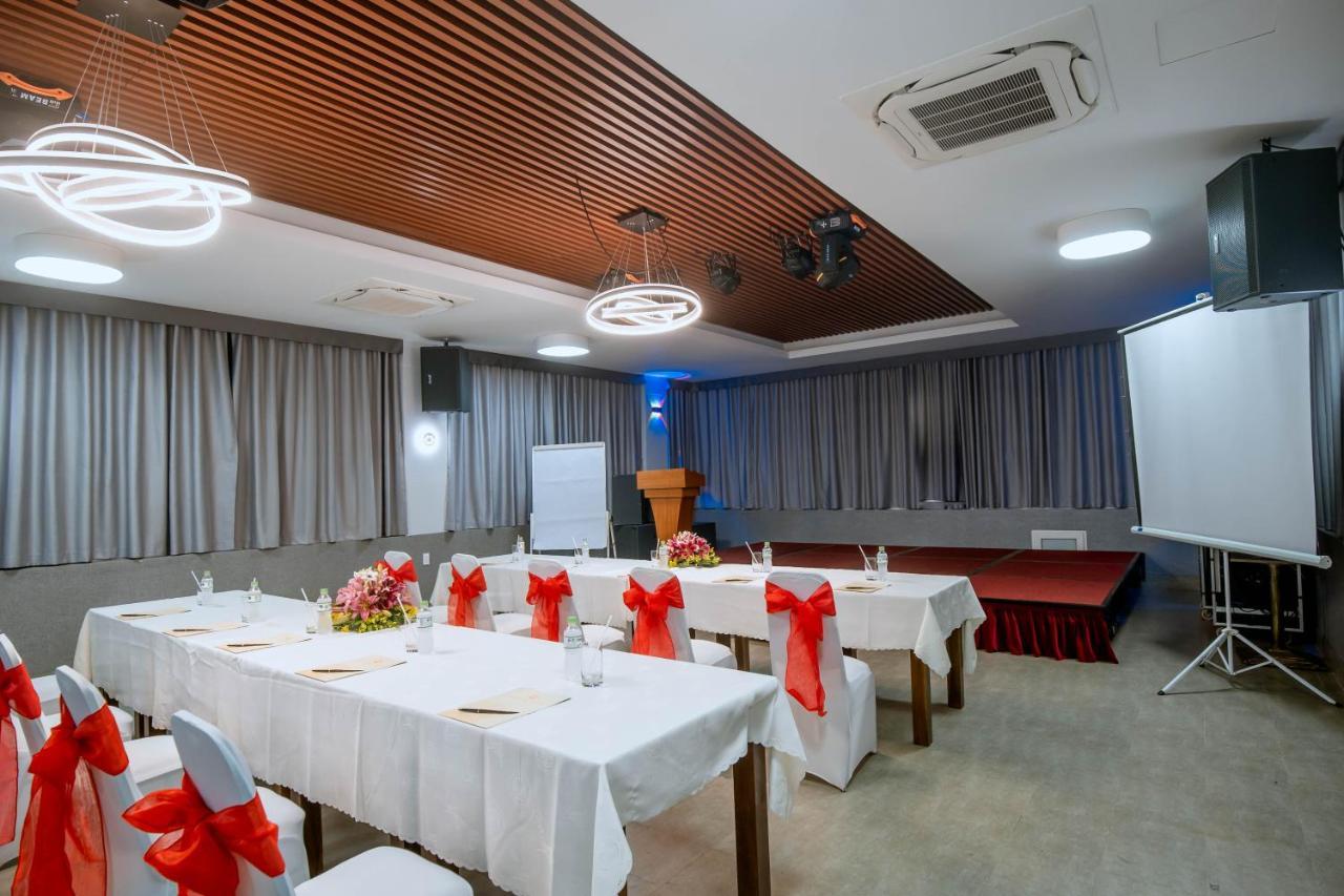 Bella Vita Hotel Лонг Хай Екстериор снимка